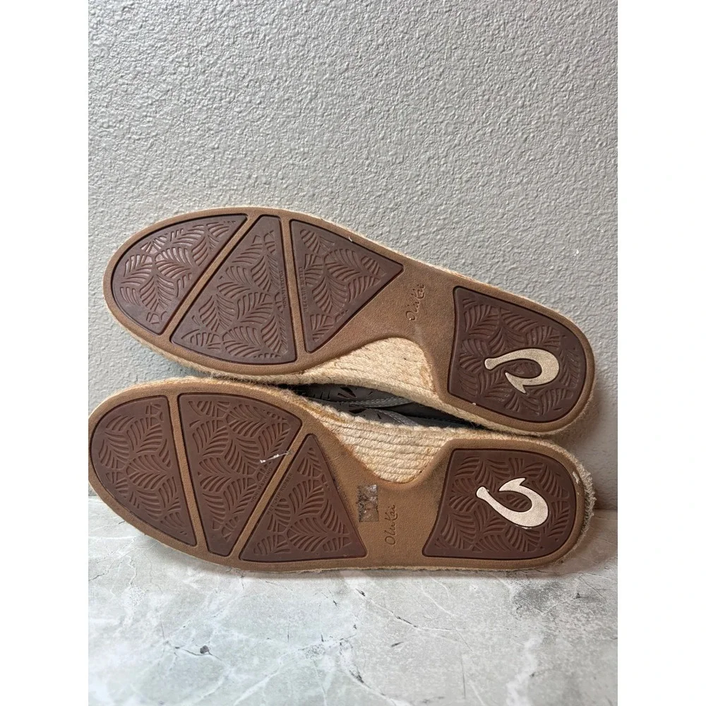 OluKai Kaula Olui Grey Leather‎ Laser Cut Espadrille Mules Slip On Shoes US 8